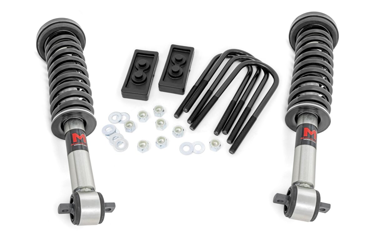 Ford F-150 Suspension Lift Kit - Rough Country - M1 Struts - Silver - '21-'25
